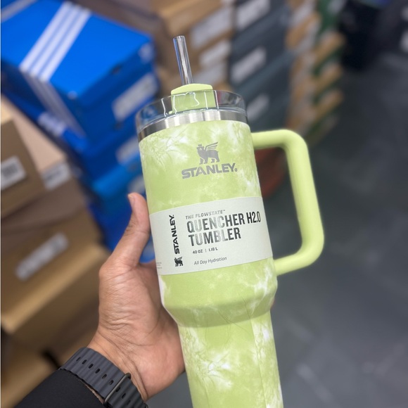 Stanley Quencher Tie Dye H2.0 Tumbler - Light Green